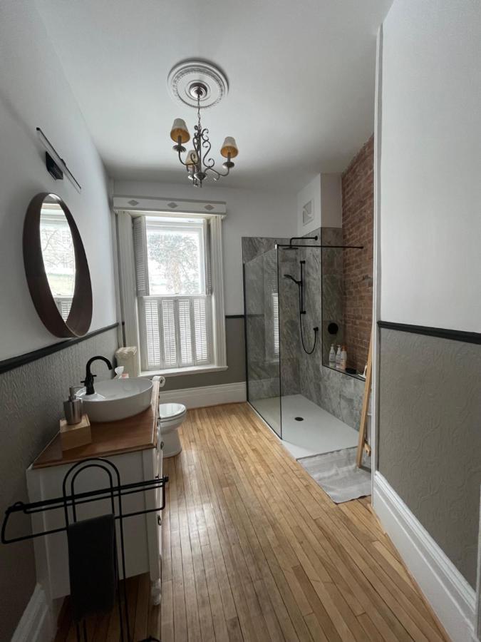 Auberge De La Visitation Lévis Eksteriør billede